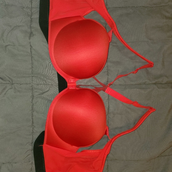 Victorias Secret sports bra - Picture 3 of 4